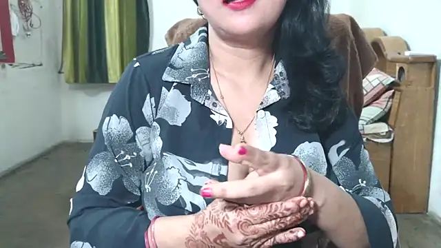 Cute Mahi22 online show from 05/03/26, 06:22