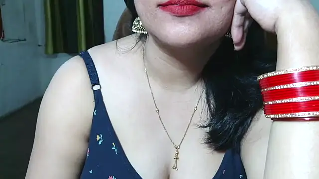 Cute Mahi22 online show from 02/11/26, 08:20