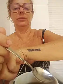 Susycachonda1 online show from 09/10/25, 07:29