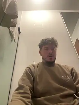 guaposexyh0t online show from 06/10/26, 05:41