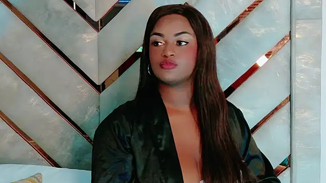 Noa Adams online show from 05/25/26, 05:29