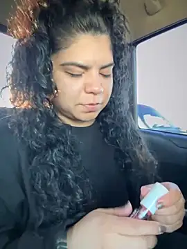 kimmiakiss22 online show from 11/02/25, 10:37