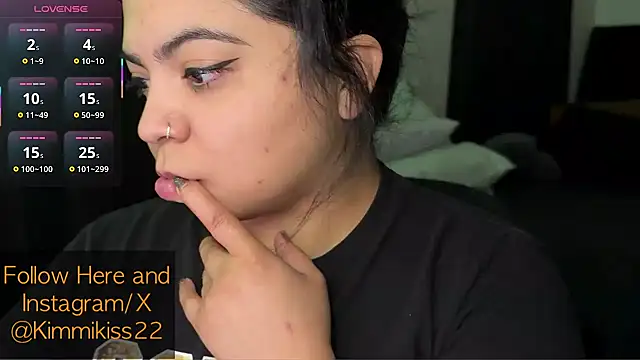 kimmiakiss22 online show from 11/01/25, 11:42