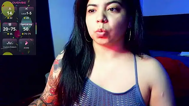 kimmiakiss22 online show from 11/13/25, 12:14