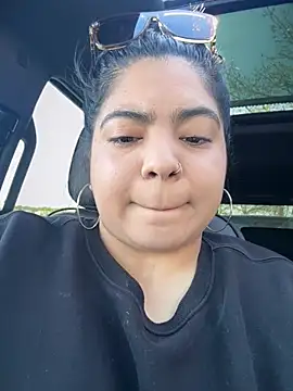 kimmiakiss22 online show from 04/16/26, 08:42