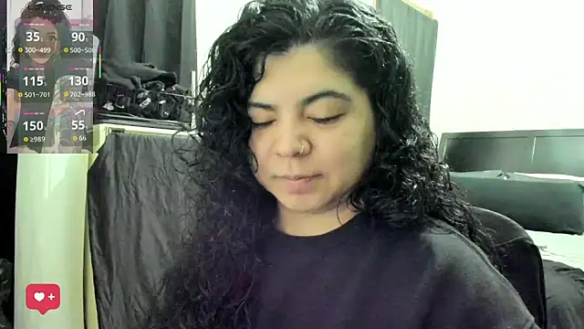 kimmiakiss22 online show from 04/07/26, 07:48