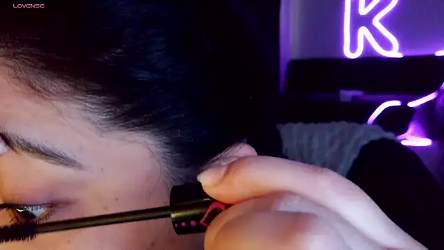 kimmiakiss22 online show from 02/05/26, 07:21