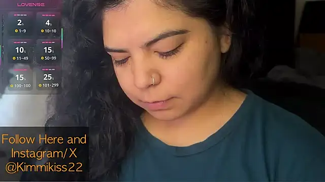 kimmiakiss22 online show from 10/31/25, 09:11