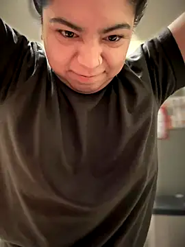 kimmiakiss22 online show from 11/07/25, 06:23