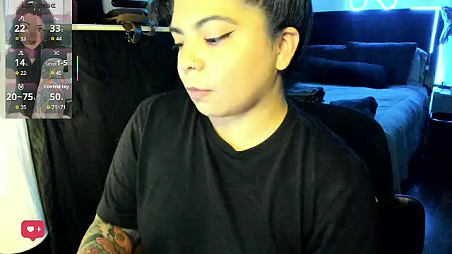 kimmiakiss22 online show from 04/09/26, 11:55