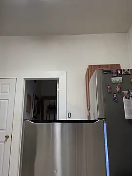 kimmiakiss22 online show from 11/24/25, 09:15