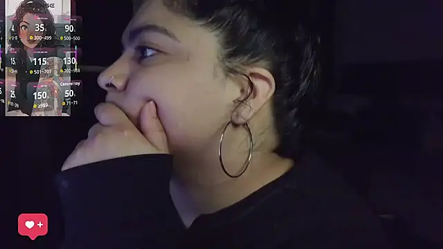 kimmiakiss22 online show from 04/18/26, 02:36