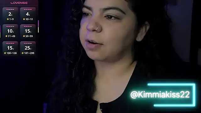 Snapshot of kimmiakiss22 chatting on 10/14/25, 06:08 kimmiakiss22 online show from 10/14/25, 06:08