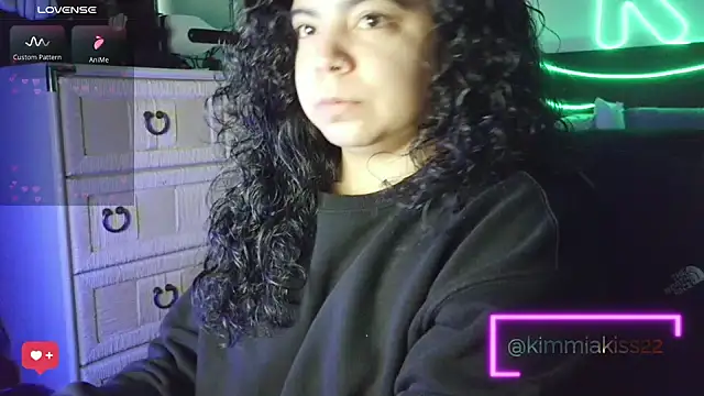 kimmiakiss22 online show from 03/05/26, 10:05