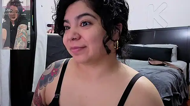 kimmiakiss22 online show from 05/24/26, 03:17