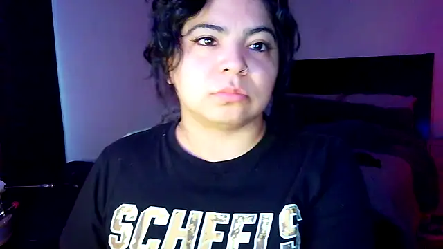 kimmiakiss22 online show from 11/29/25, 09:59