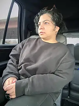 kimmiakiss22 online show from 01/05/26, 08:12