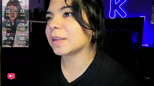 kimmiakiss22 online show from 06/01/26, 03:18