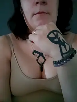 Lolabeluccia xh  online show from 03/30/26, 07:32