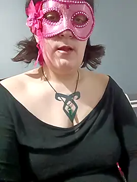 Lolabeluccia xh  online show from 01/13/26, 07:45