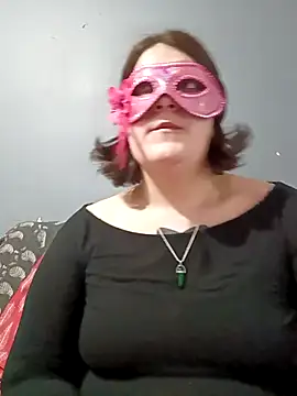 Lolabeluccia xh  online show from 02/06/26, 09:38