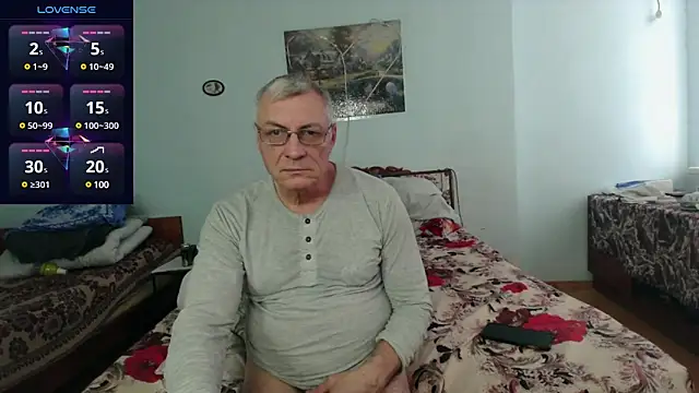 Snapshot of sexman181166 chatting on 02/14/25, 12:36 sexman181166 online show from 02/14/25, 12:36