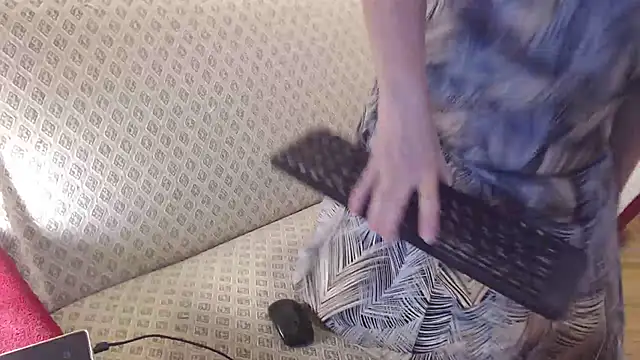 zarinafonliberman online show from 11/30/25, 02:40