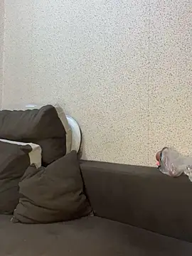 Snapshot of Julia_beauty chatting on 11/25/25, 09:04 Julia beauty online show from 11/25/25, 09:04