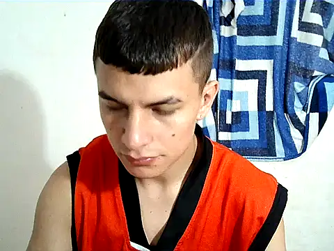 Snapshot of SHAT_SEX chatting on 10/16/25, 01:52 SHAT SEX online show from 10/16/25, 01:52