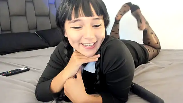 samantha cherry online show from 10/30/25, 03:31