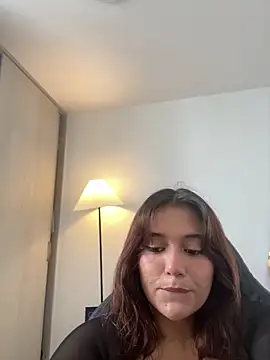 samantha cherry online show from 04/28/26, 02:10