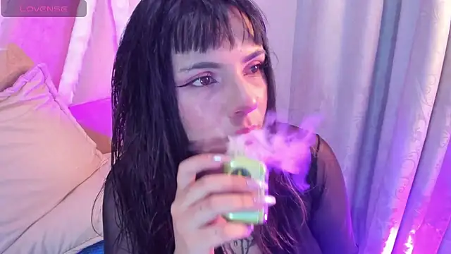 xhinata hyugax online show from 11/08/25, 10:46