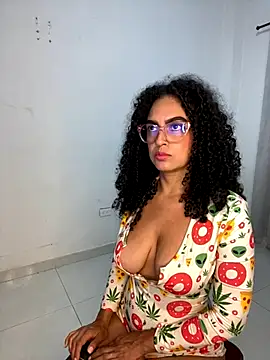 cataleya-miller  online show from 10/09/25, 02:12