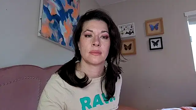Snapshot of highly_inappropriate chatting on 05/19/26, 02:13 highly inappropriate online show from 05/19/26, 02:13