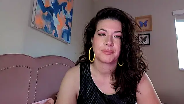 Snapshot of highly_inappropriate chatting on 05/11/26, 02:18 highly inappropriate online show from 05/11/26, 02:18