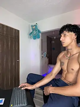 mike casseano online show from 09/15/25, 09:04