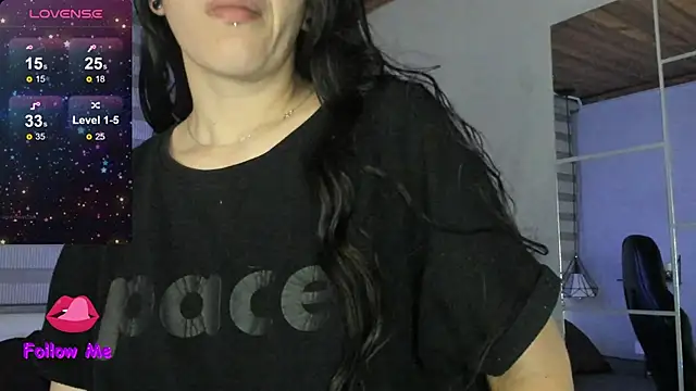 natasha logan  online show from 05/23/26, 04:11