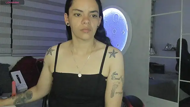 natasha logan  online show from 07/07/26, 04:04