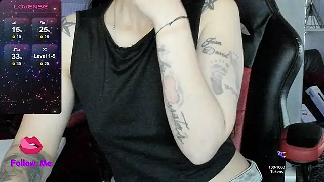 natasha logan  online show from 03/15/26, 04:08