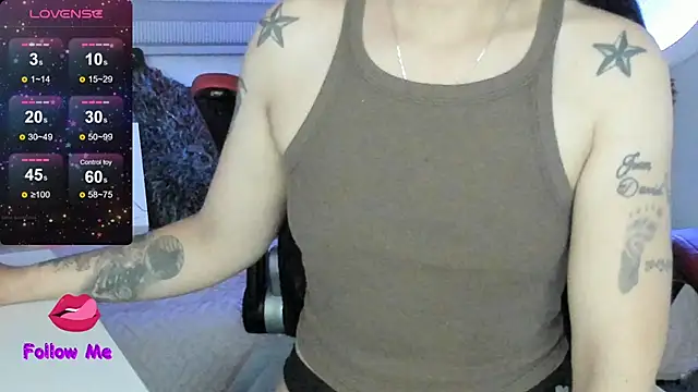 natasha logan  online show from 05/15/26, 04:10