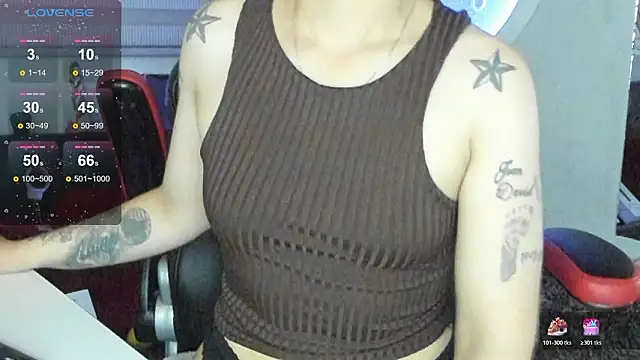 Snapshot of natasha_logan_ chatting on 02/10/26, 04:00 natasha logan online show from 02/10/26, 04:00