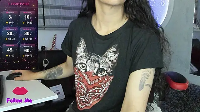 Snapshot of natasha_logan_ chatting on 03/03/26, 04:08 natasha logan online show from 03/03/26, 04:08