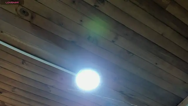 natasha logan  online show from 09/20/25, 04:06