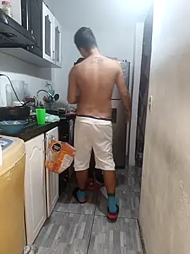 catire2323 online show from 12/19/25, 05:21