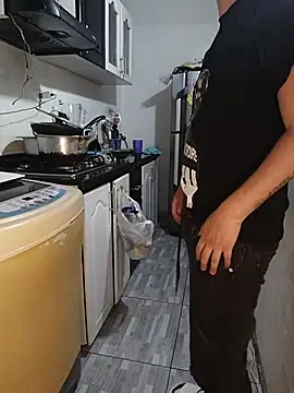 catire2323 online show from 03/11/26, 01:32