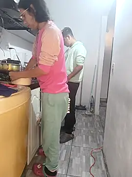 catire2323 online show from 10/21/25, 03:22