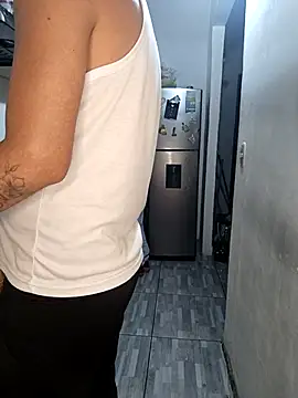 catire2323 online show from 03/13/26, 01:21