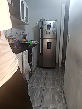 catire2323 online show from 04/12/26, 12:36