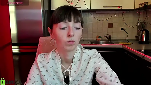 Snapshot of TayanaJons chatting on 03/12/25, 07:35 TayanaJons online show from 03/12/25, 07:35