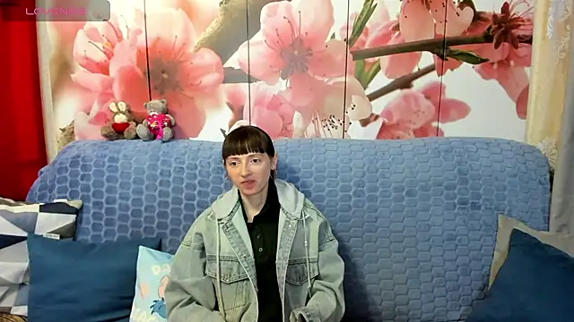 TayanaJons online show from 05/06/26, 07:12